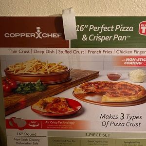Copper Chef 16 inch perfect pizza & crisper pan